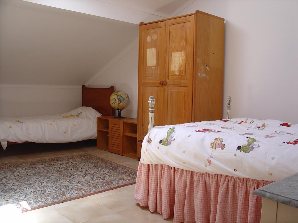 Quinta Beira-Mar Bed & Breakfast Azenhas do Mar Room photo